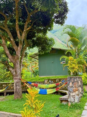 Exterior - www.ecoterralodge.com (Santa Teresa)