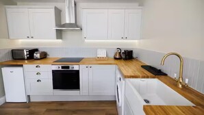 Apartment | Dapur peribadi | Peti sejuk, ketuhar gelombang mikro, ketuhar, dapur 