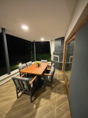 Outdoor dining