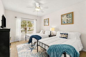 2 dormitorios, tabla de planchar con plancha, wifi y ropa de cama