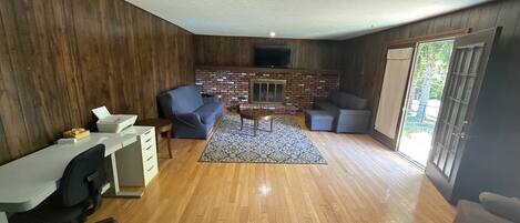 Smart TV, fireplace, printers
