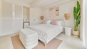Deluxe Suite - Wake Cup Stay Alaçatı (Izmir)