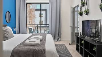 2 bedrooms, iron/ironing board, travel crib, WiFi