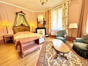 Deluxe Double Room | Free WiFi