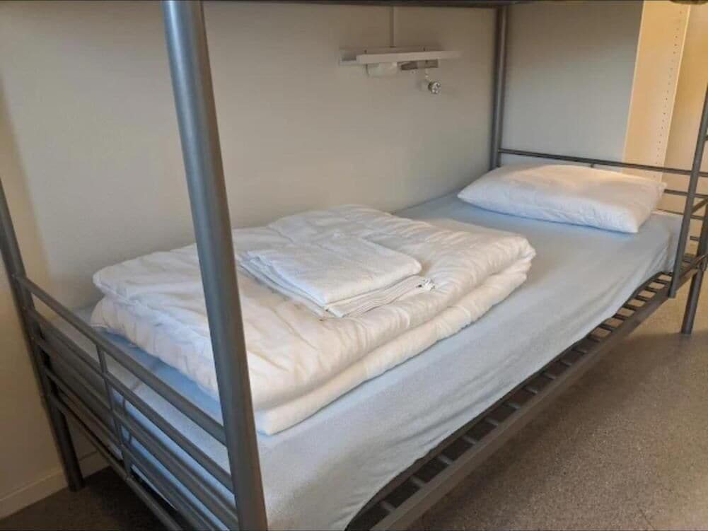 Desk, free WiFi, bed sheets