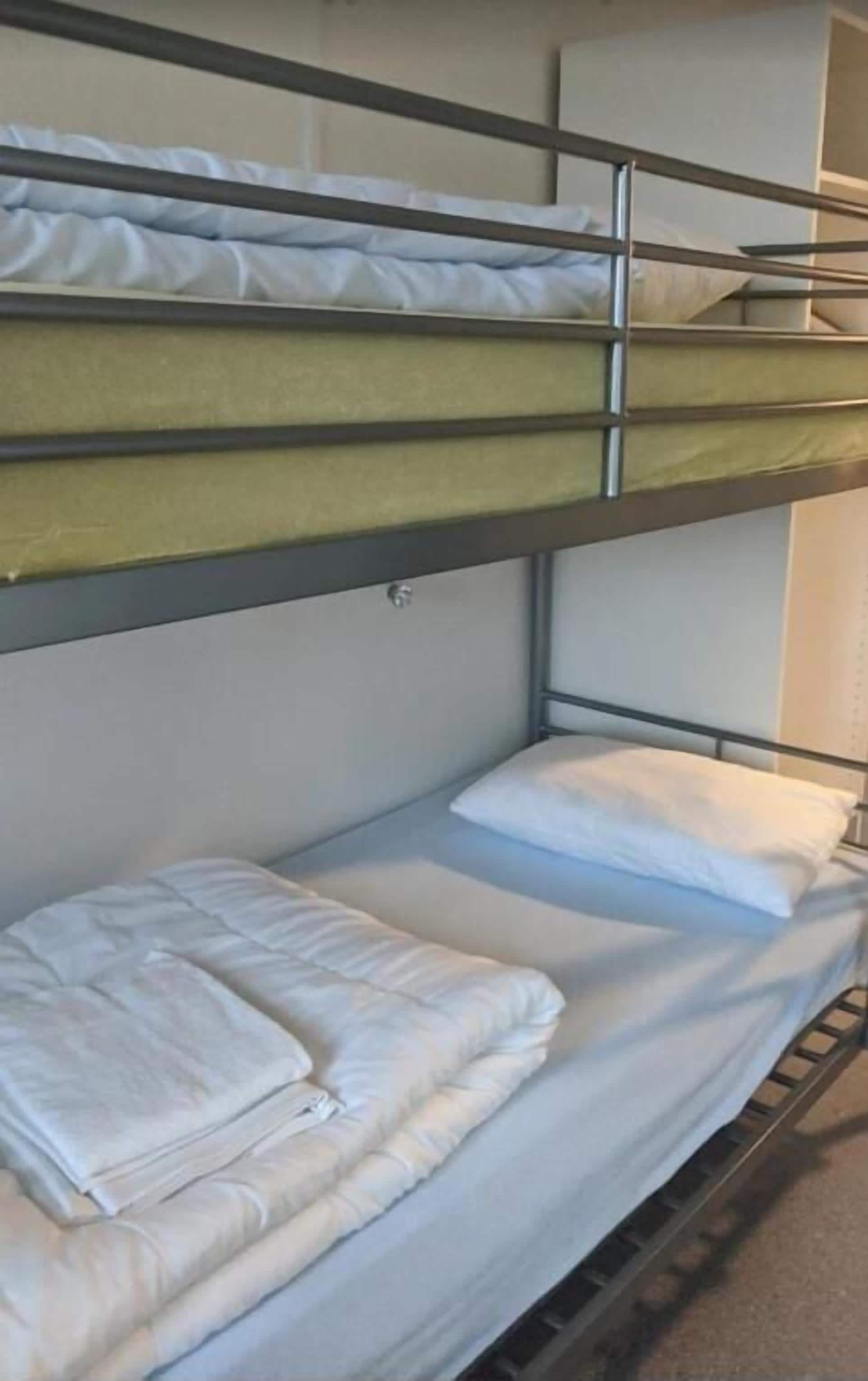 Desk, free WiFi, bed sheets