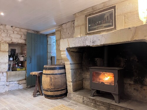 Former barn in Chinon, near to town, forest walks & cycle paths