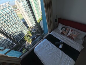 2 bedrooms, iron/ironing board, WiFi, bed sheets - Luxury 2BR 2BA - Azure Urban Resort Residences (Parañaque)