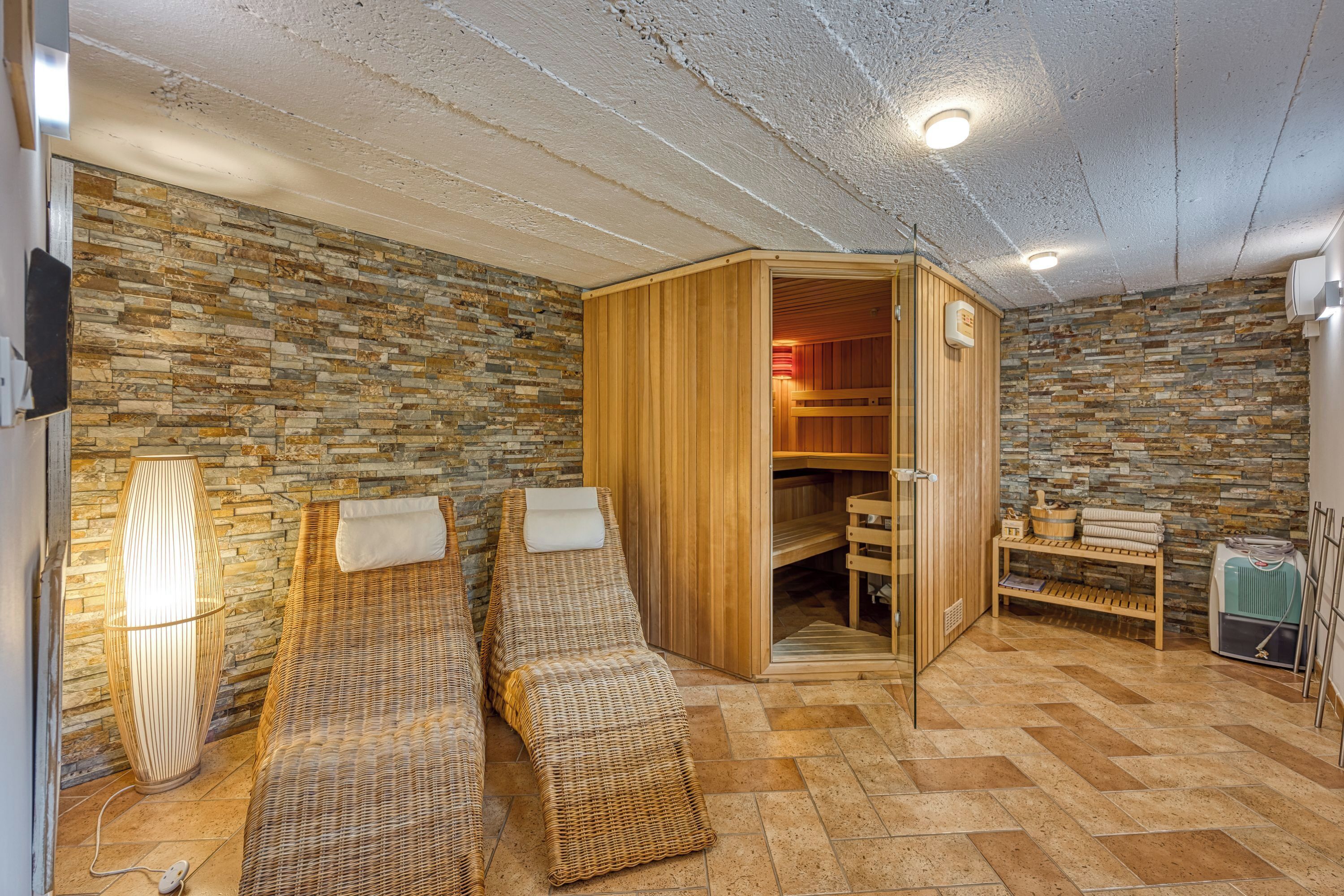 Honeymoon Chalet, Multiple Bedrooms, 2 Bathrooms (Alpine Chalet Planica with Sauna) | Sauna