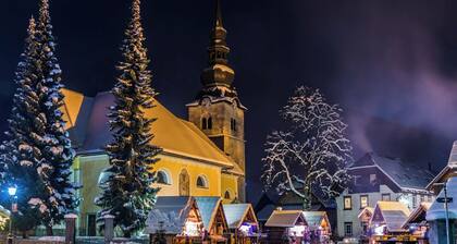 Alpine Chalet Planica With Sauna