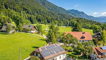 Chalet Bulan Madu, beberapa kamar, 2 kamar mandi (Alpine Chalet Planica with Sauna) | Eksterior
