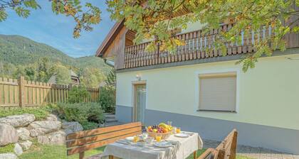Alpine Chalet Planica With Sauna