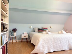 4 bedrooms, WiFi, bed sheets