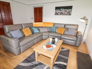Living area - Segrwyd Uchaf (Denbigh)