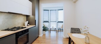 1BR + Workspace • Park View • Elevator