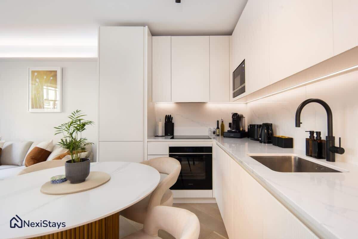 Køkkentøj/tallerkener/redskaber