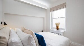 2 soveværelser, skrivebord, Wi-Fi