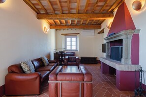 Appartement, balcon, vue colline | Coin séjour