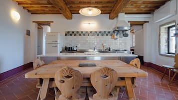 Refrigerador, horno, placa de cocina, lavavajillas