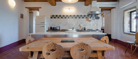 Apartment, Balcony, Hill View | Private kitchen | Fridge, oven, stovetop, dishwasher