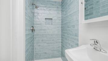 Cottage, 3 Bedrooms | Bathroom