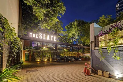 RG Suites Slate