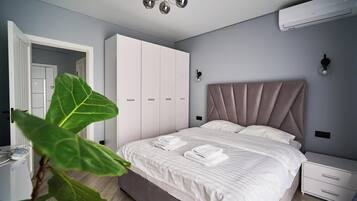 1 bedroom, iron/ironing board, travel crib, free WiFi
