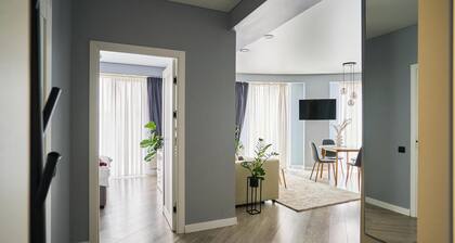 Modern 1BR - Balcony - in Center by Torro Mall