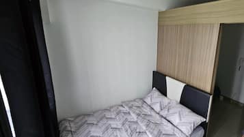 1 bedroom, WiFi, bed sheets