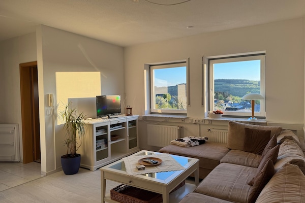 Wohn- und Esszimmer