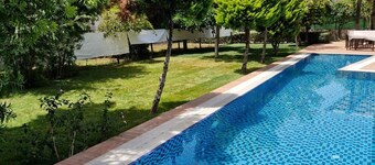 Aden's Villas J2