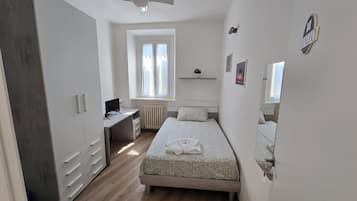 Residenza Deluxe | Una scrivania, Wi-Fi gratuito