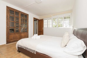 3 chambres, accès Internet, draps fournis