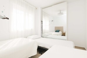 Internet, bed sheets