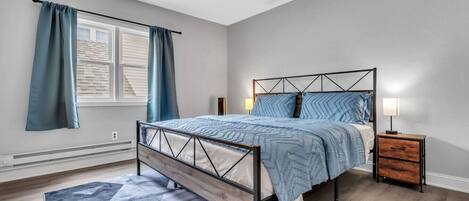 Escritorio, wifi y ropa de cama