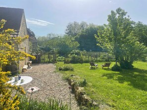 Property grounds - Charming gîte in the Dordogne in the outbuildings of a 17th-century manor house (Queyssac)
