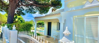 Villa du Golf III-garden and private pool-air conditioning-5 minutes from the beach