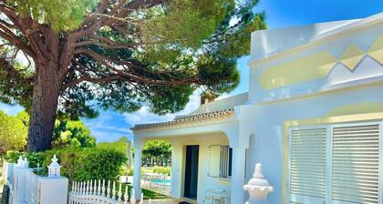 Villa du Golf III-garden and private pool-air conditioning-5 minutes from the beach