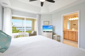 3 habitaciones, escritorio, tabla de planchar con plancha y wifi gratis 