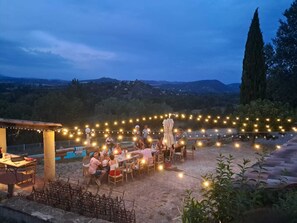 Outdoor dining - MAS LA BELLA VISTA - COCOON (Dauphin)