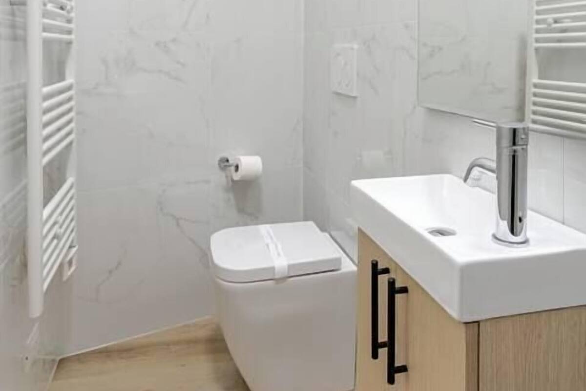 Comfort Townhome | Bilik Mandi | Kelengkapan dandanan diri percuma, pengering rambut, bidet 