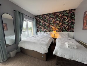 3 Schlafzimmer, Bügeleisen/Bügelbrett, Reisekinderbett, Internetzugang