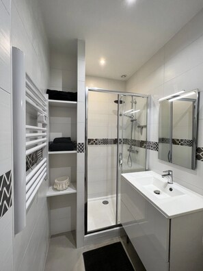 Bathroom - Le Semaphore (Saint-Raphaël)