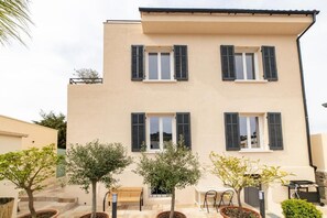 Front of property - Le Semaphore (Saint-Raphaël)