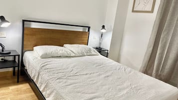 1 dormitori, wifi i roba de llit
