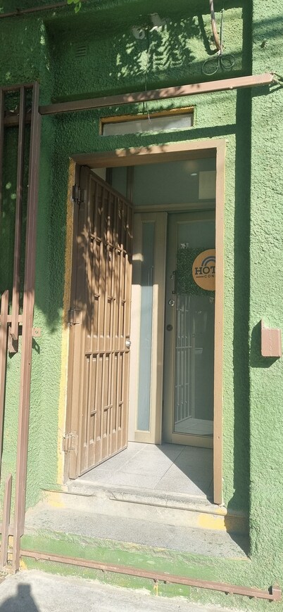 hotel con c