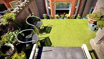 Apartment | Terrace/patio