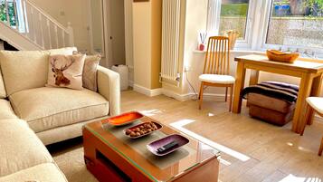 Apartment | Living area