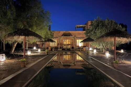 Riad in the countryside & view of Atlas