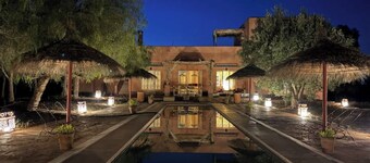 Riad in the countryside & view of Atlas